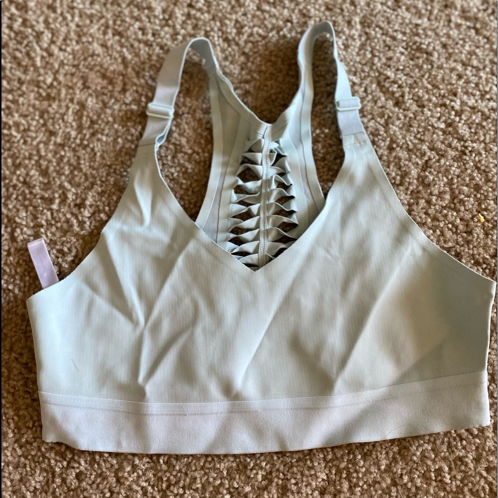 Crossback Sports Bra